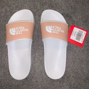 size 7 North Face slides brand new with tag